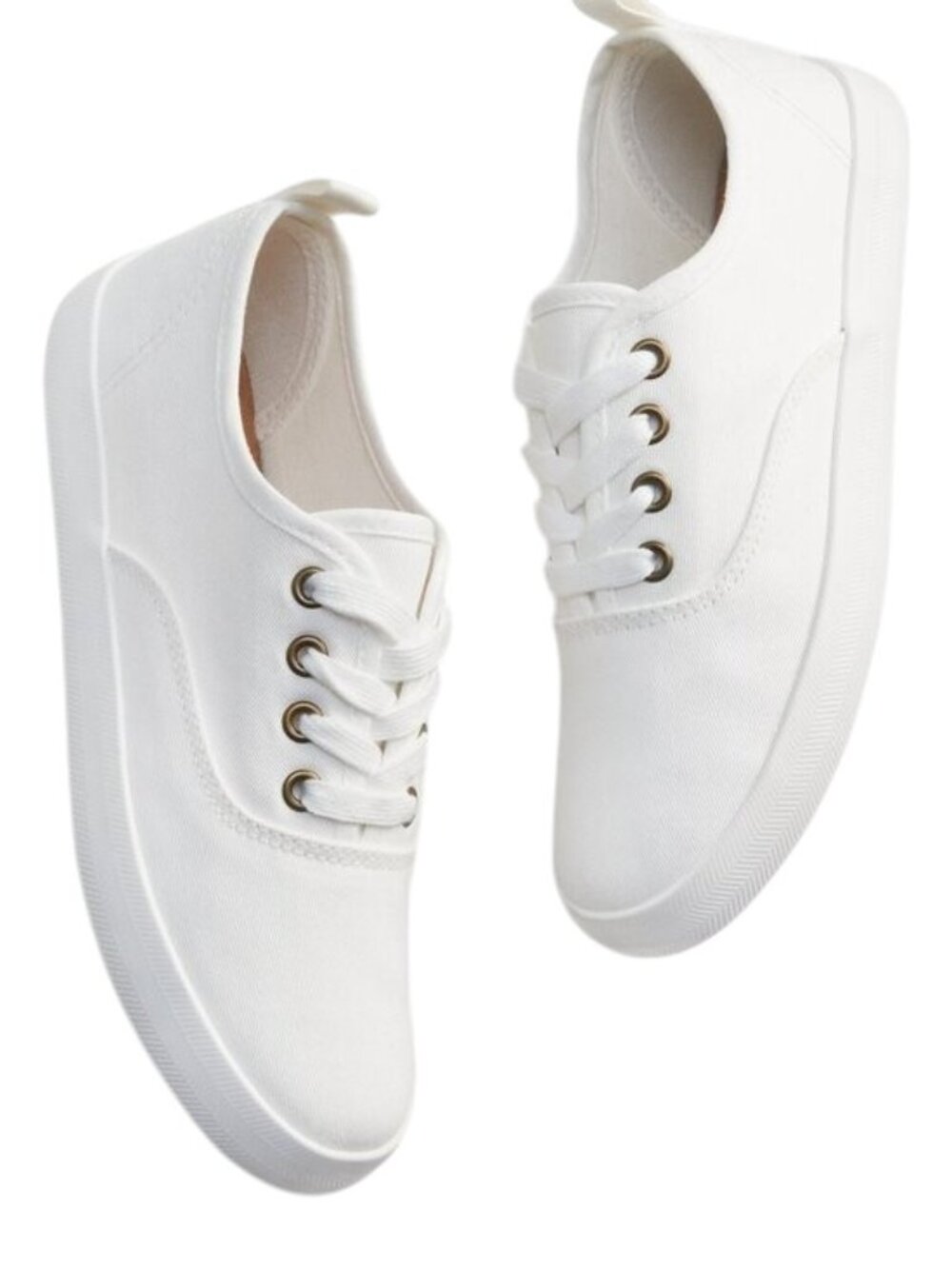 Maurices Women's Supercush White Canvas Lace Up Kali Sneakers Metal Eyelets